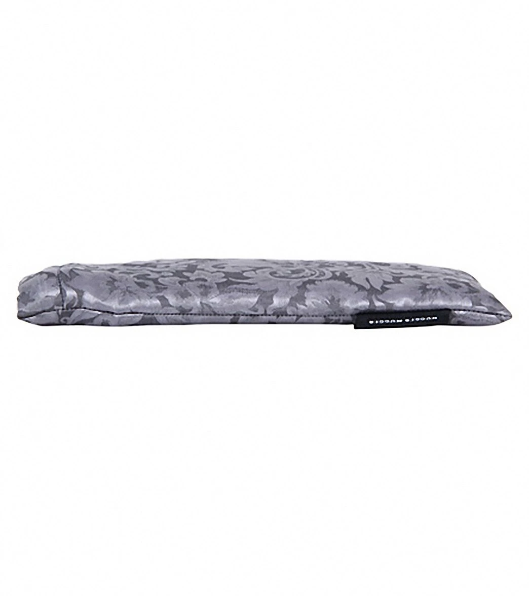 Hugger Mugger Silk Yoga Eye Pillow- Herbal Purple 1 Hugger Mugger Silk Yoga Eye Pillow- Herbal Purple