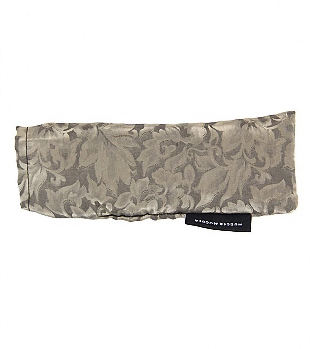 Hugger Mugger Piccolo Silk Yoga Eye Pillow - Flax Gold 2 Hugger Mugger Piccolo Silk Yoga Eye Pillow - Flax Gold - Image 2