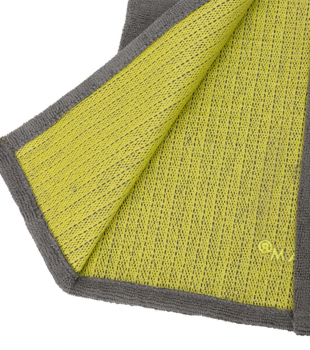 Gaiam Grippy Yoga Mat Towel Citron/Storm 3 Gaiam Grippy Yoga Mat Towel Citron/Storm - Image 3