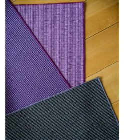 Hugger Mugger The Yoga Mat Towel 72" 1.6mm 22 Hugger Mugger The Yoga Mat Towel 72" 1.6mm -Yoga Balance 1740264570915 charcoal 3a