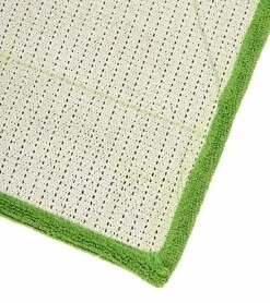 Gaiam Grippy Yoga Mat Towel Apple Green -Yoga Balance 1740710019107 applegreen 6a