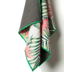 Nomadix Palms Yoga Hand Towel -Yoga Balance 4102133841955 pink 2a 1