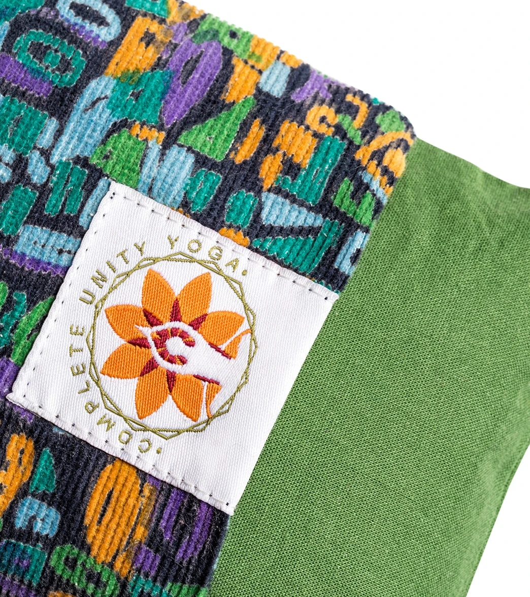 Complete Unity Retro Print Eye Pillow 2 Complete Unity Retro Print Eye Pillow - Image 2