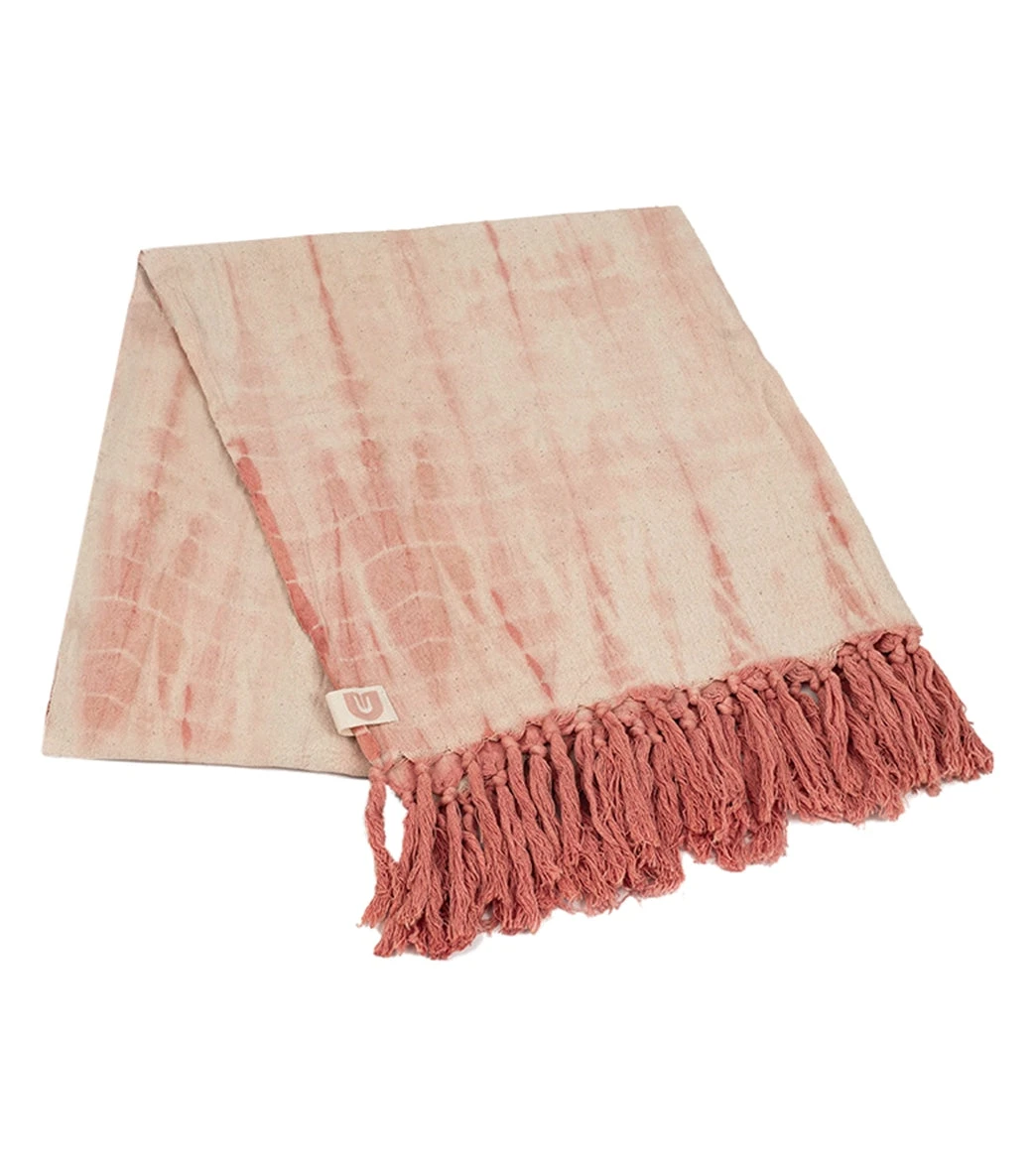 Oko Living Yoga Towel Rose Quartz Shibori 2 Oko Living Yoga Towel Rose Quartz Shibori - Image 2