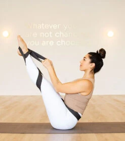 Halfmoon Essential Alignment Band -Yoga Balance 6832690266155 charcoal 4a