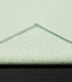 Manduka Yogitoes+ Repreve® Yoga Mat Towel, 71" -Yoga Balance 6895582773291 celadongreen 2a