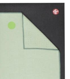 Manduka Yogitoes+ Repreve® Yoga Mat Towel, 71" -Yoga Balance 6895582773291 celadongreen 4a