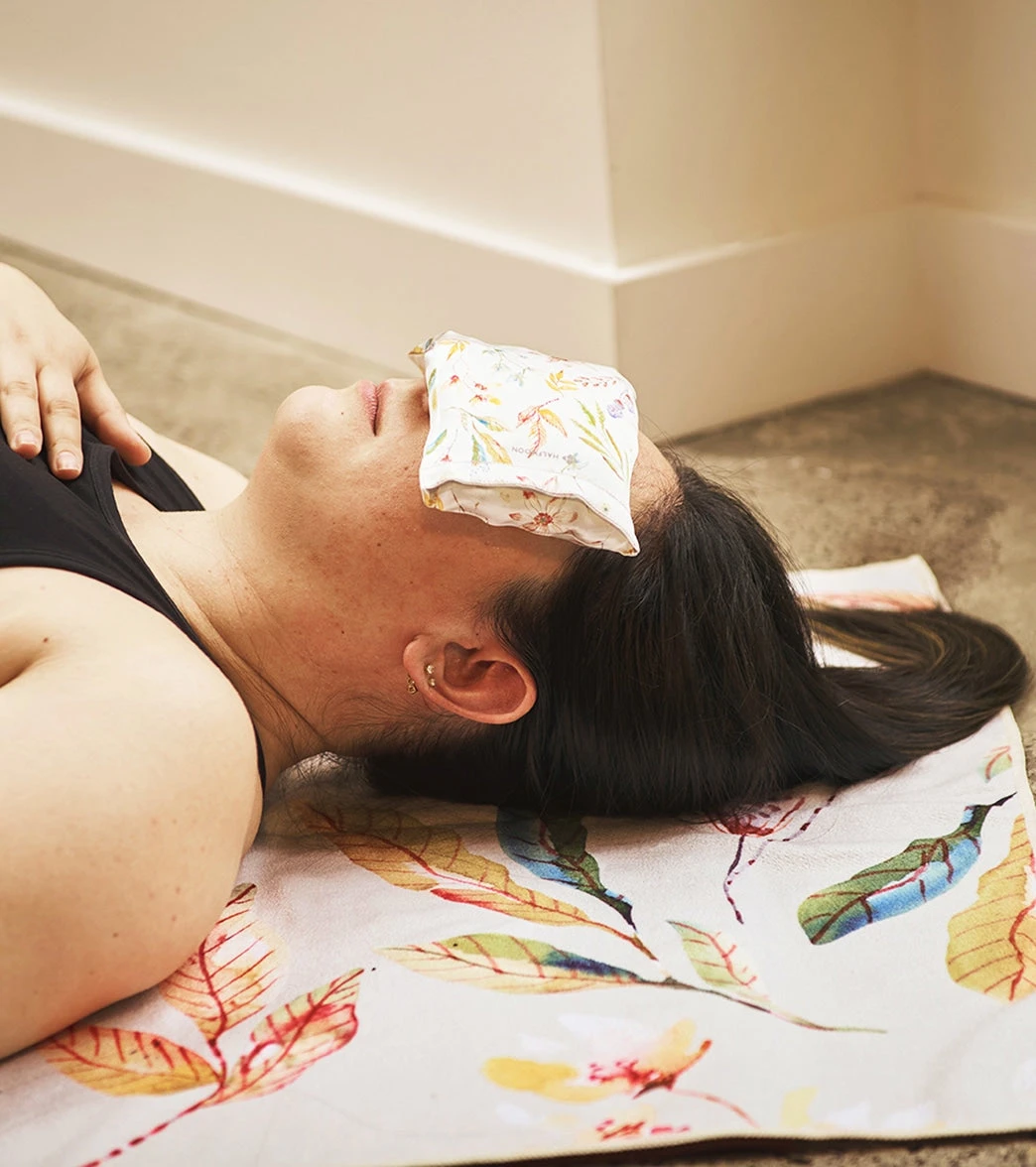 Front Page 67 Front Page -Yoga Balance 7009093779499 flora 3a 1