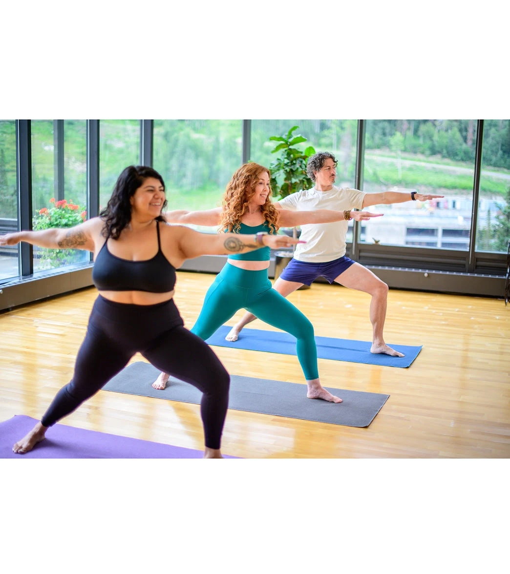 Hugger Mugger The Yoga Mat Towel 72" 1.6mm Midnightblue 2 Hugger Mugger The Yoga Mat Towel 72" 1.6mm Midnightblue - Image 2